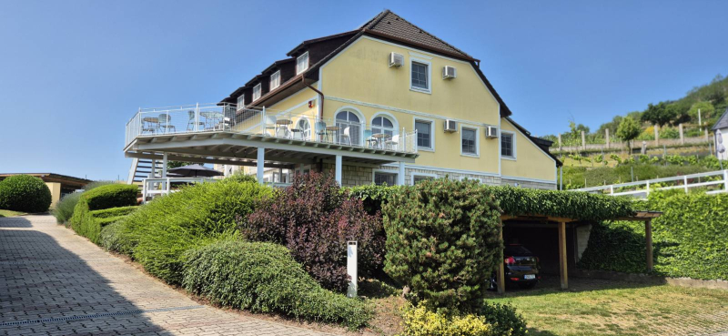 Gasthaus Szivárvány